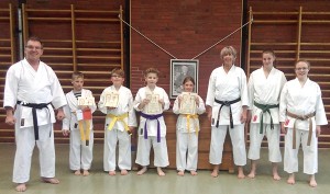 Presse Karate-Dojo-ROW Ki-Prüfung klein 130715